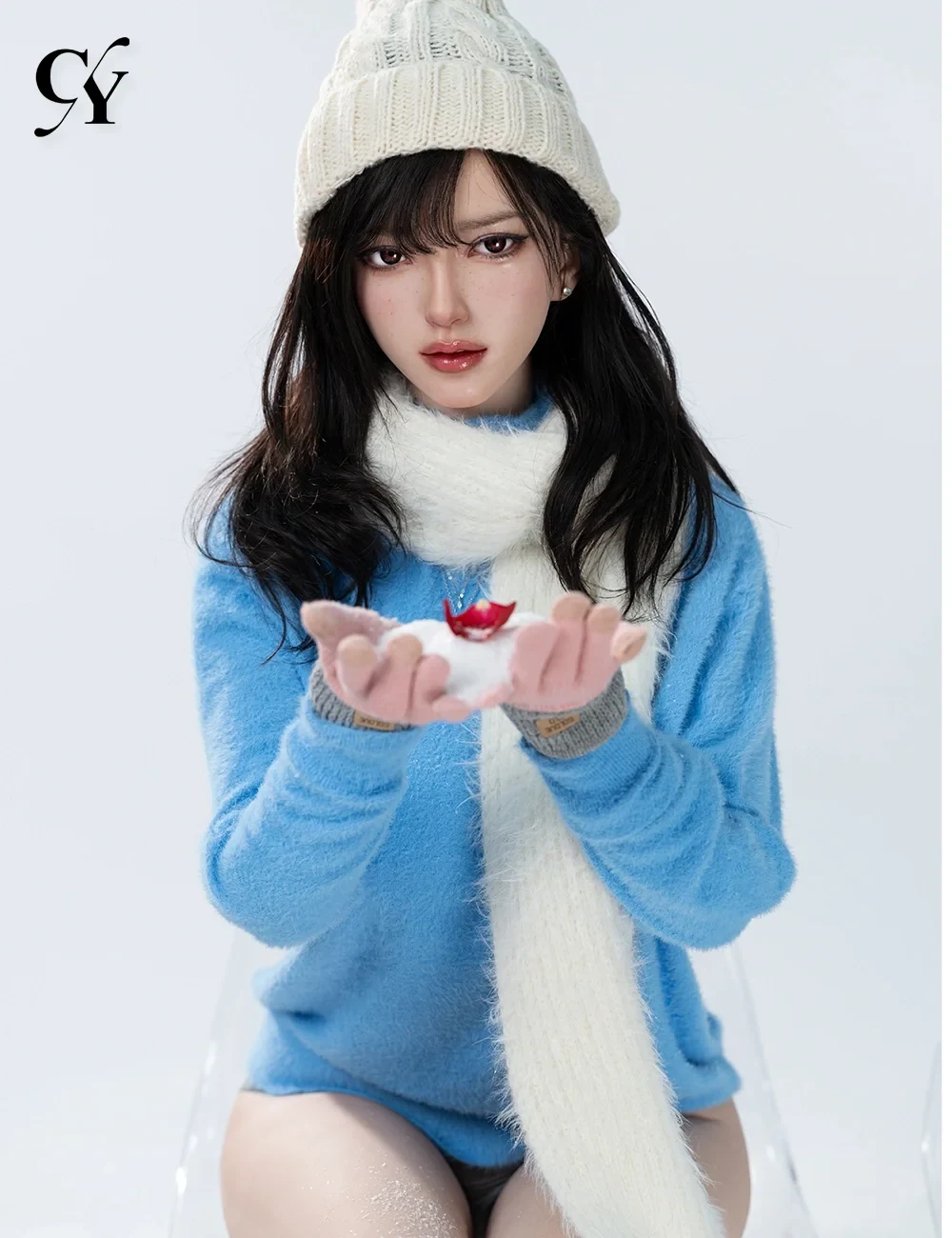 Búp bê người lớn ngồi trong góc phòng yên tĩnh — 777DOLL
